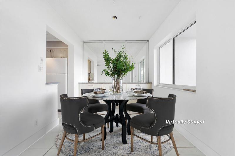  Condo & Townhome Photos