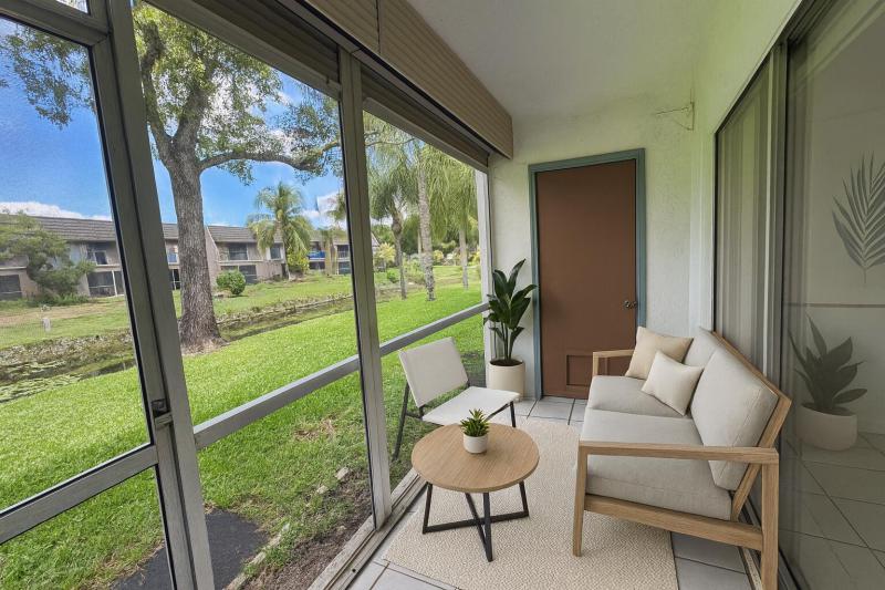  Condo & Townhome Photos