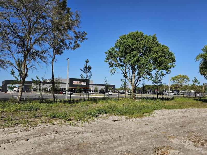  Commercial & Industrial Land Images 