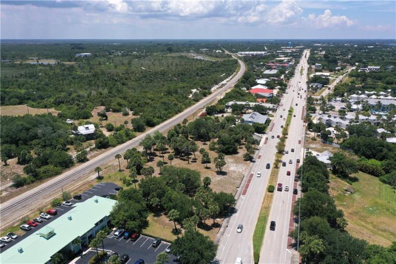  Commercial & Industrial Land Images 