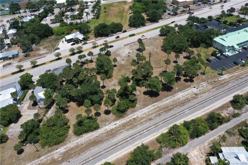  Commercial & Industrial Land Images 