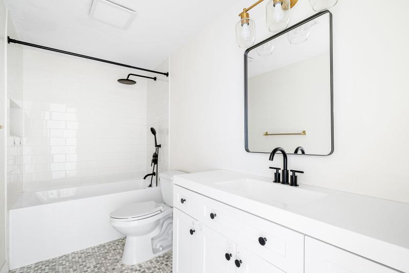  Condo & Townhome Photos