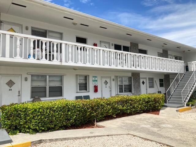 Duplex, Triplex and Fourplex Images