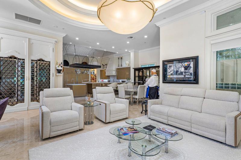  Single Family Homes Photo 14:  Boca Raton,  FL 33432