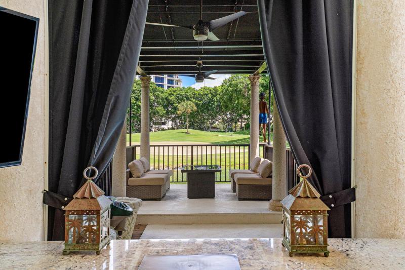 Single Family Homes Photo 77:  Boca Raton,  FL 33432