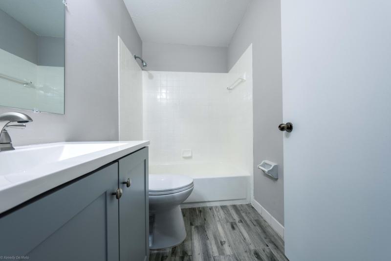  Condo & Townhome Photos