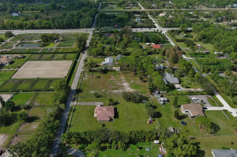  Commercial & Industrial Land Images 