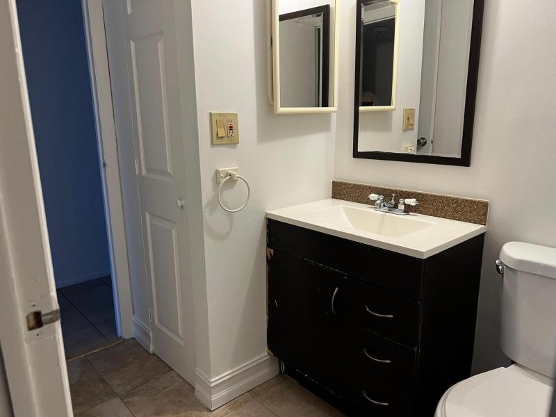  Condo & Townhome Photos