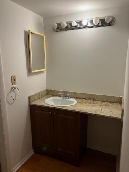  Condo & Townhome Photos