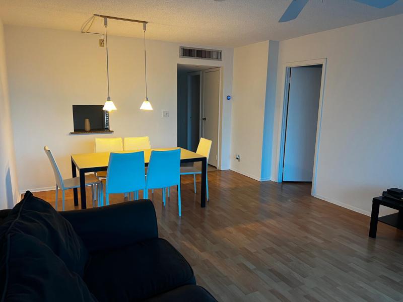  Condo & Townhome Photos