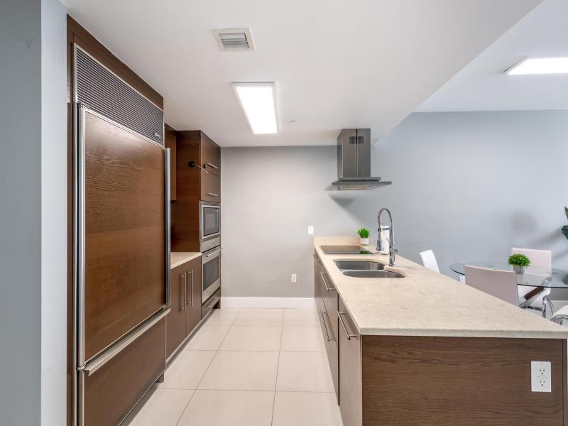  Condo & Townhome Photos
