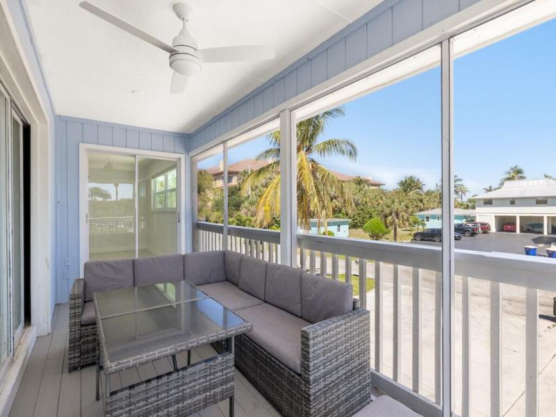 Duplex, Triplex and Fourplex Images