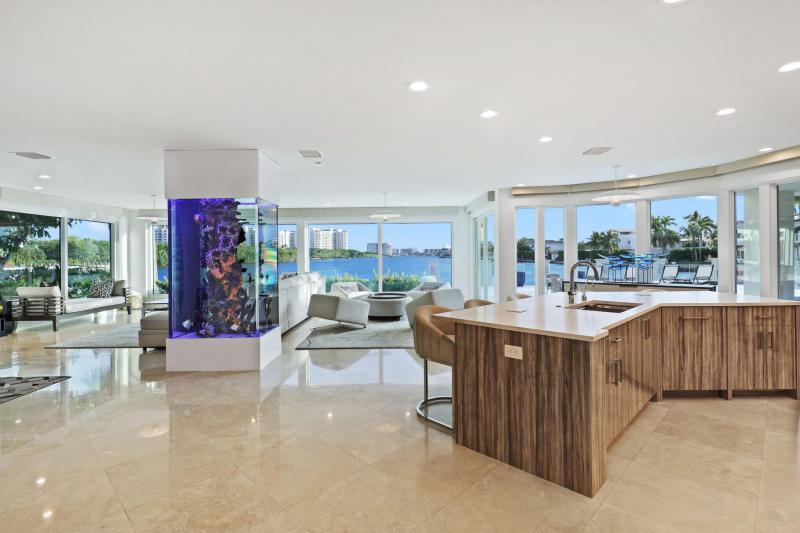  Single Family Homes Photo 24:  Boca Raton,  FL 33487