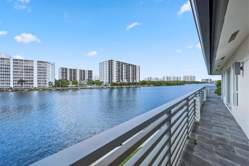  Single Family Homes Photo 48:  Boca Raton,  FL 33487