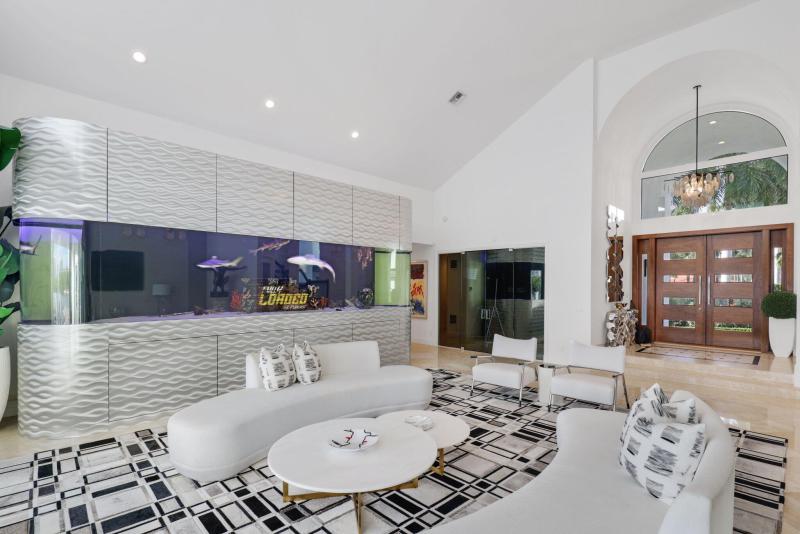  Single Family Homes Photo 9:  Boca Raton,  FL 33487