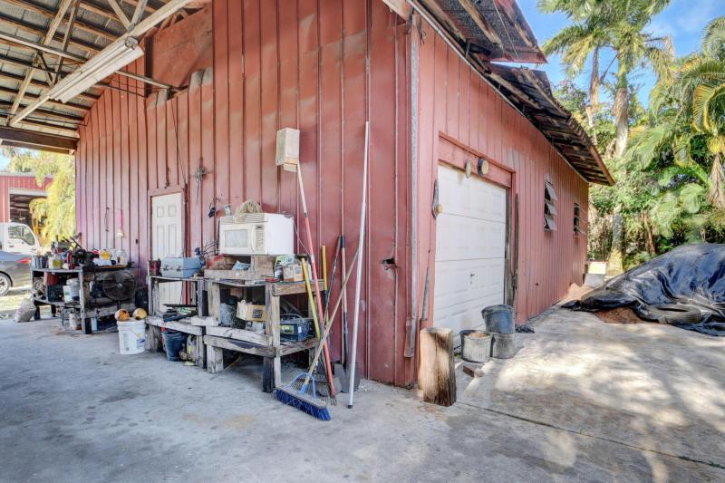  Commercial & Industrial Land Images 