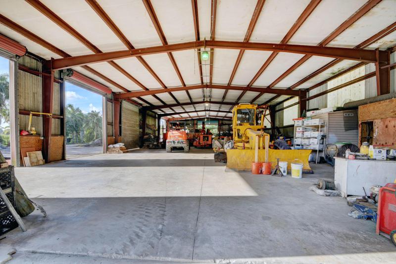  Commercial & Industrial Land Images 