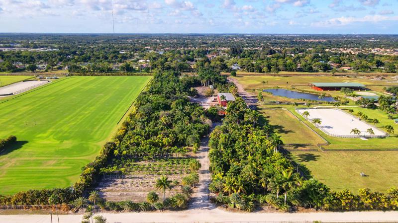  Commercial & Industrial Land Images 