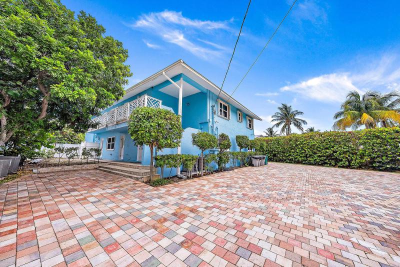 Duplex, Triplex and Fourplex Images