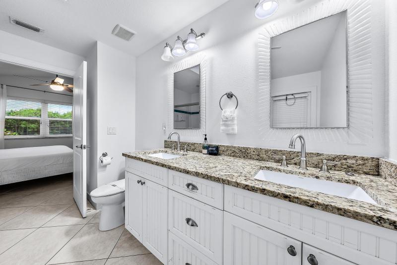 Duplex, Triplex and Fourplex Images