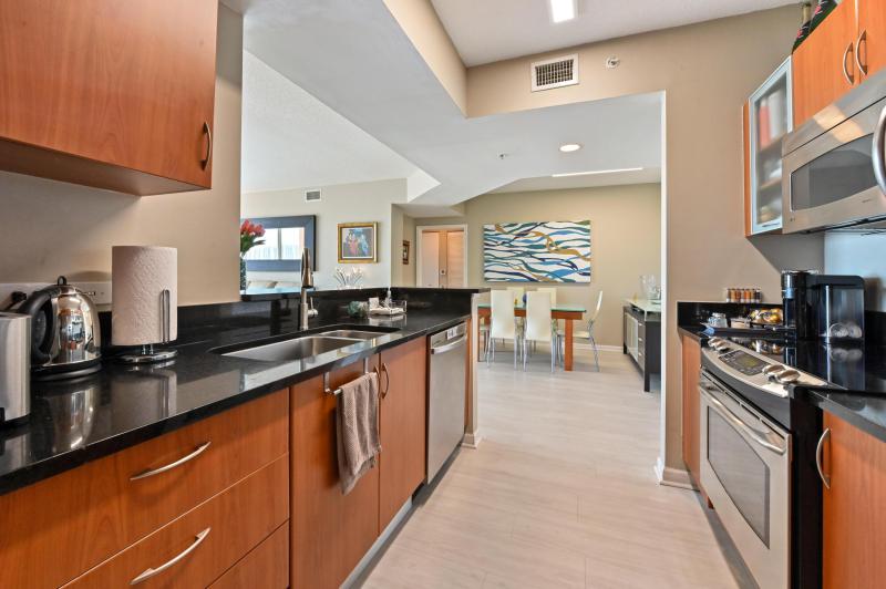  Condo & Townhome Photos