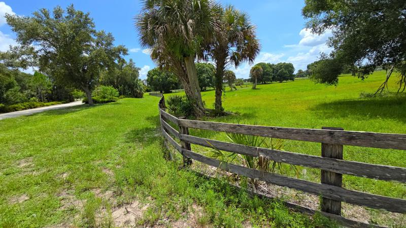  Commercial & Industrial Land Images 