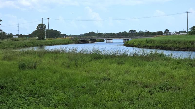  Commercial & Industrial Land Images 