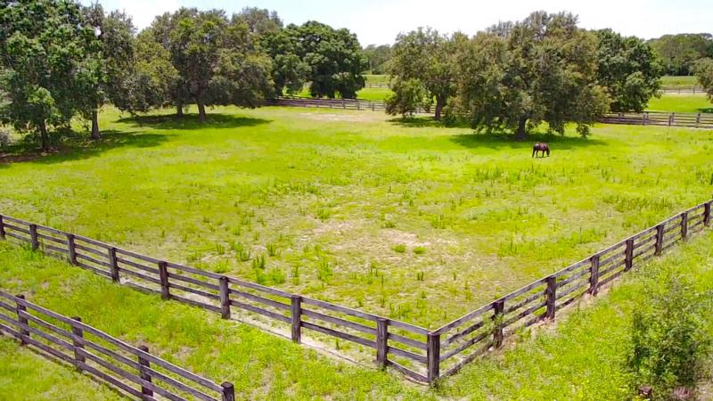  Commercial & Industrial Land Images 
