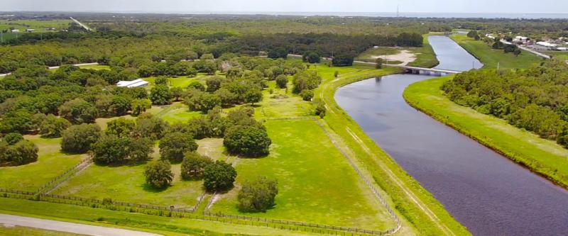  Commercial & Industrial Land Images 