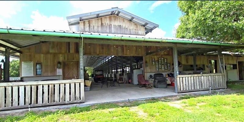  Commercial & Industrial Land Images 
