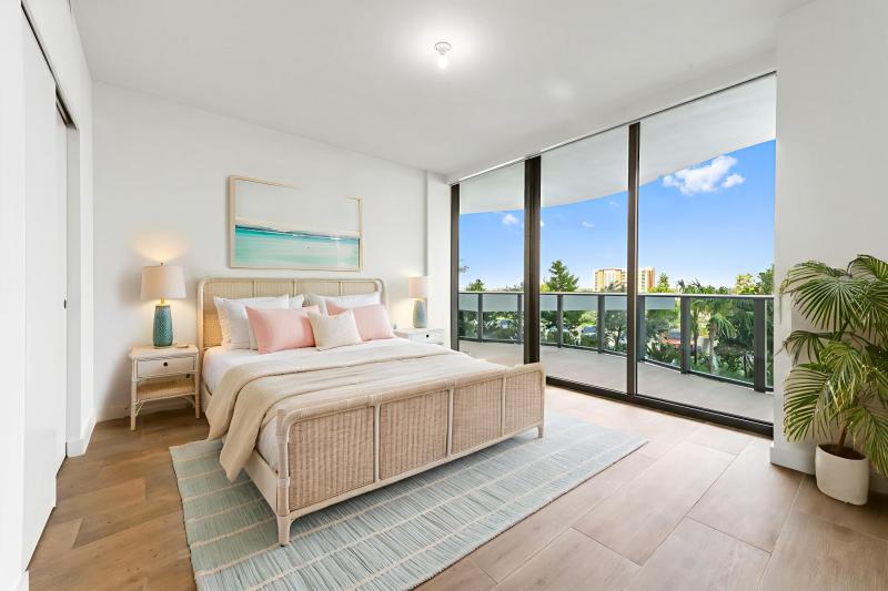  Condo & Townhome Photos