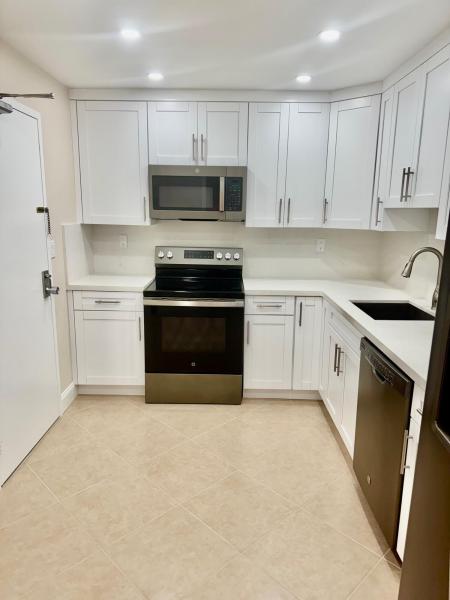  Condo & Townhome Photos