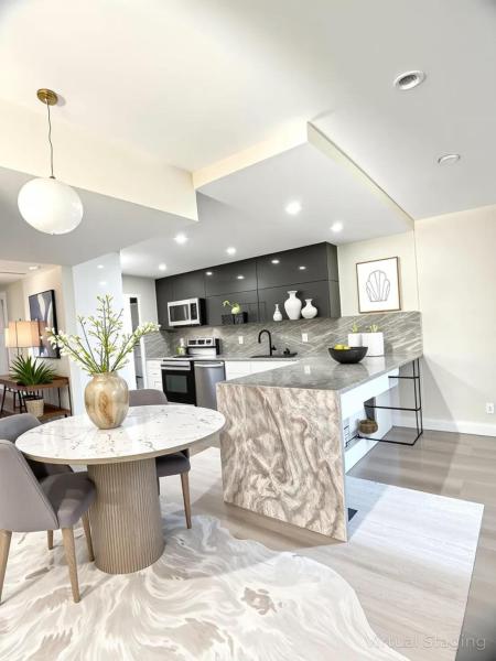  Condo & Townhome Photos