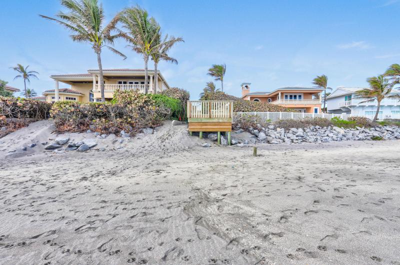  Single Family Homes Photo 31:  Jupiter Inlet Colony,  FL 33469
