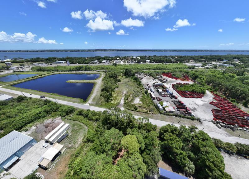  Commercial & Industrial Land Images 
