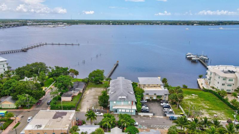  Commercial & Industrial Land Images 