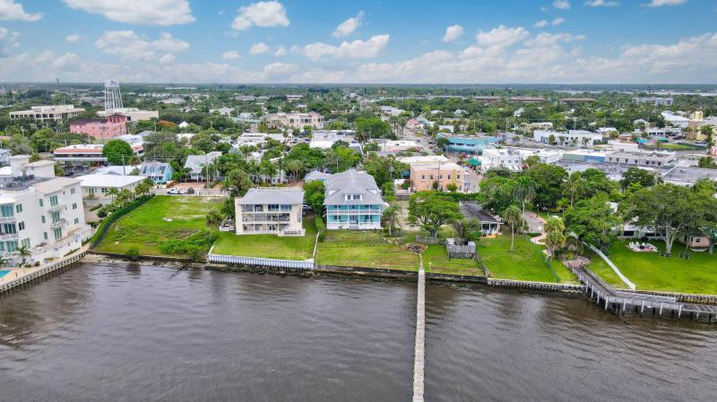  Commercial & Industrial Land Images 