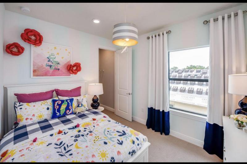  Single Family Homes Photo 7:  Tamarac,  FL 33321