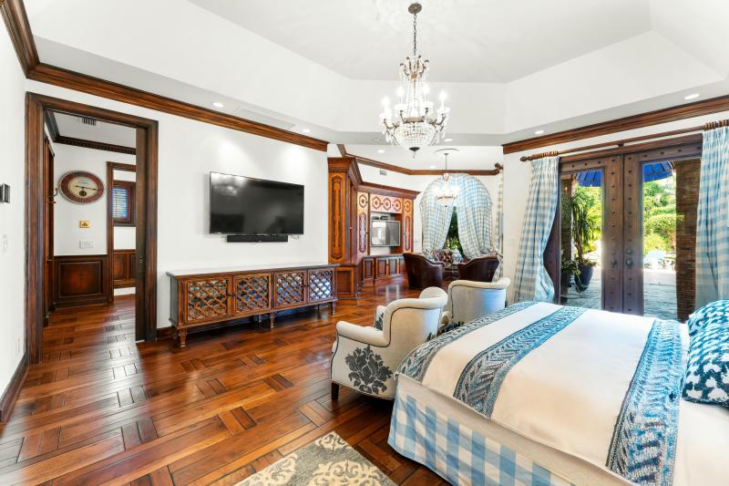  Single Family Homes Photo 12:  Palm Beach Gardens,  FL 33410