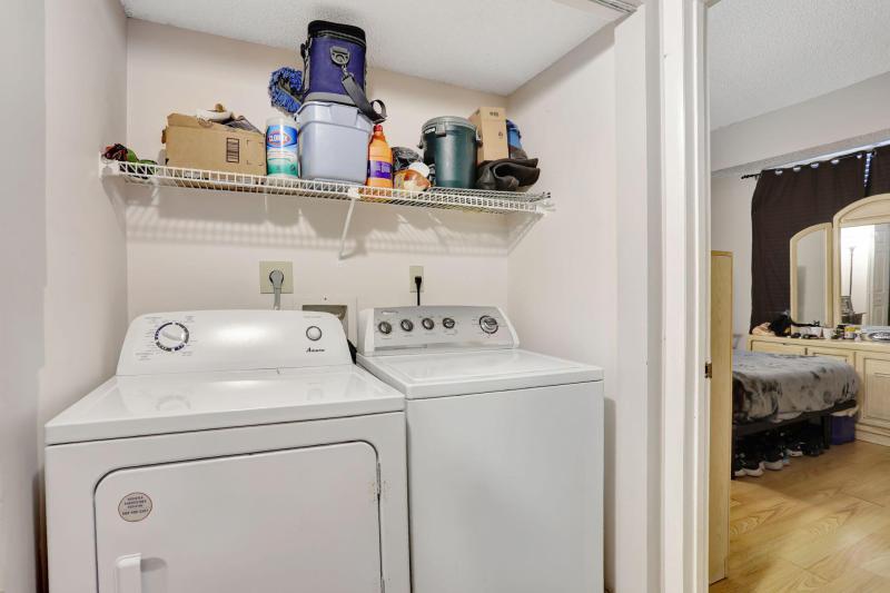  Condo & Townhome Photos