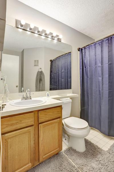  Condo & Townhome Photos