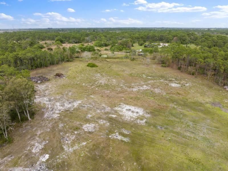  Commercial & Industrial Land Images 