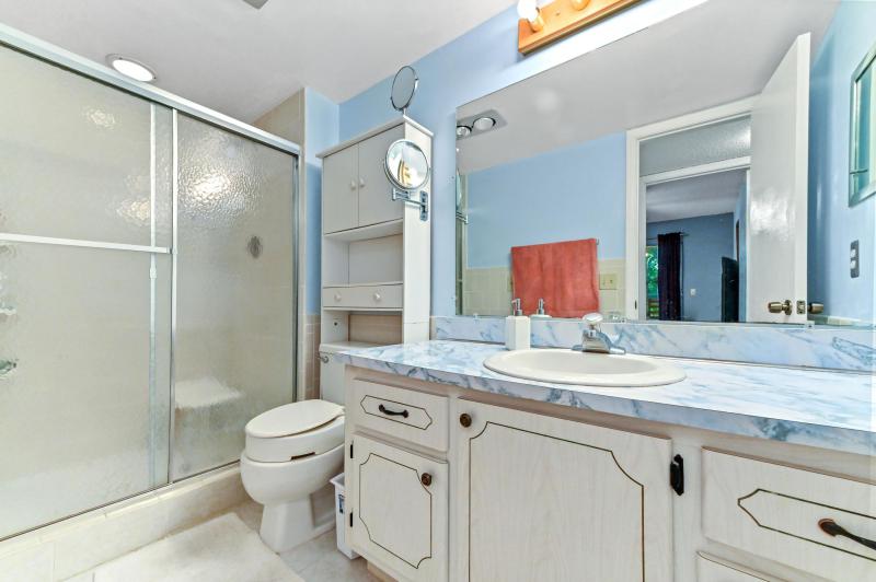  Condo & Townhome Photos