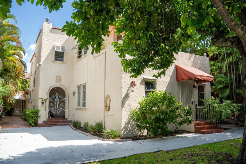 Duplex, Triplex and Fourplex Images