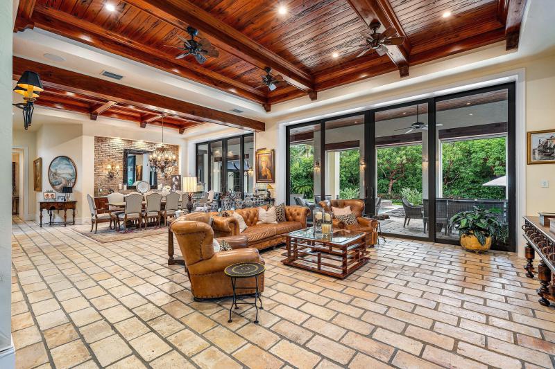  Single Family Homes Photo 14:  Delray Beach,  FL 33483