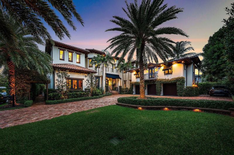  Single Family Homes Photo 5:  Delray Beach,  FL 33483