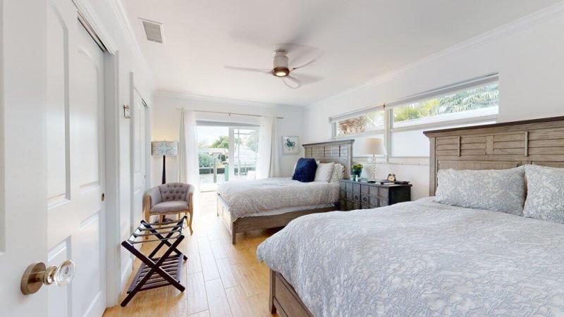  Single Family Homes Photo 24:  Lake Worth Beach,  FL 33460