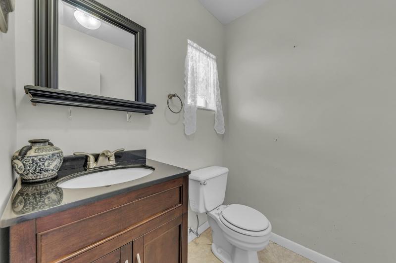  Condo & Townhome Photos