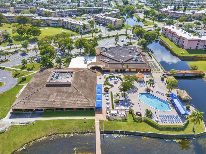  Condo & Townhome Photos