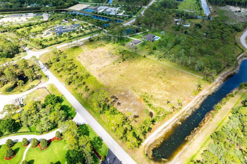  Commercial & Industrial Land Images 